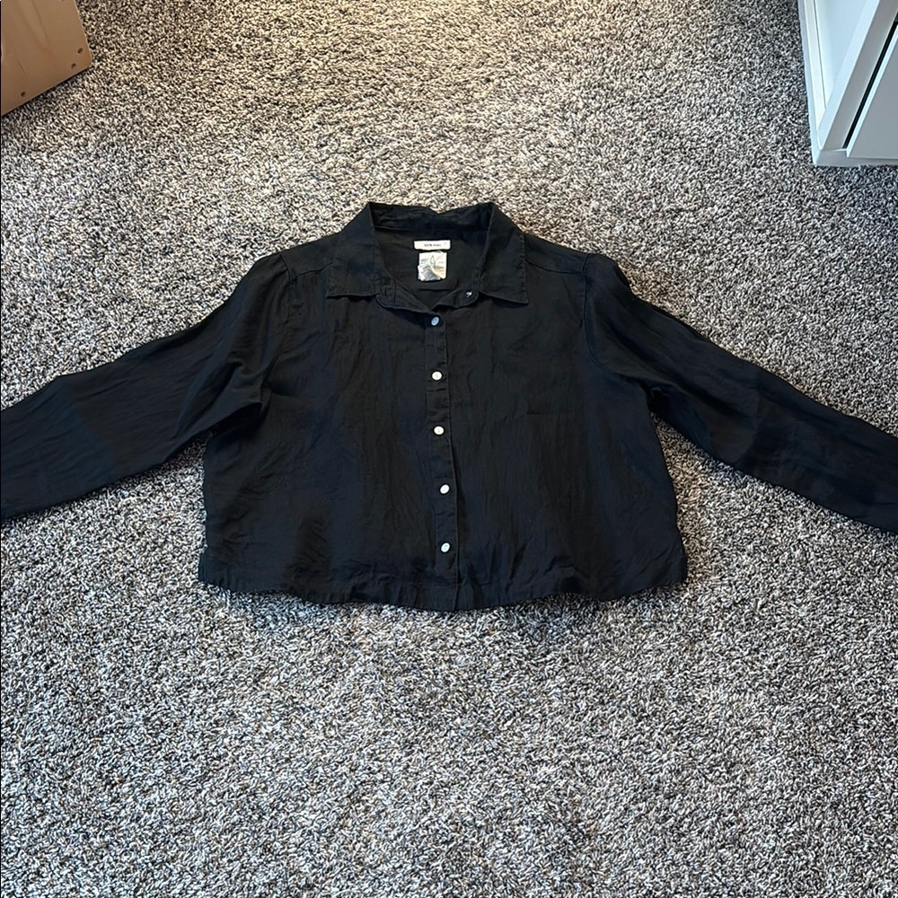 Joie Cropped Linen Shirt in Deep Charcoal - S